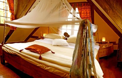 Tarangire And Manyara Twiga Lodge Accommodation Tanzania Safari Vacation Packages2